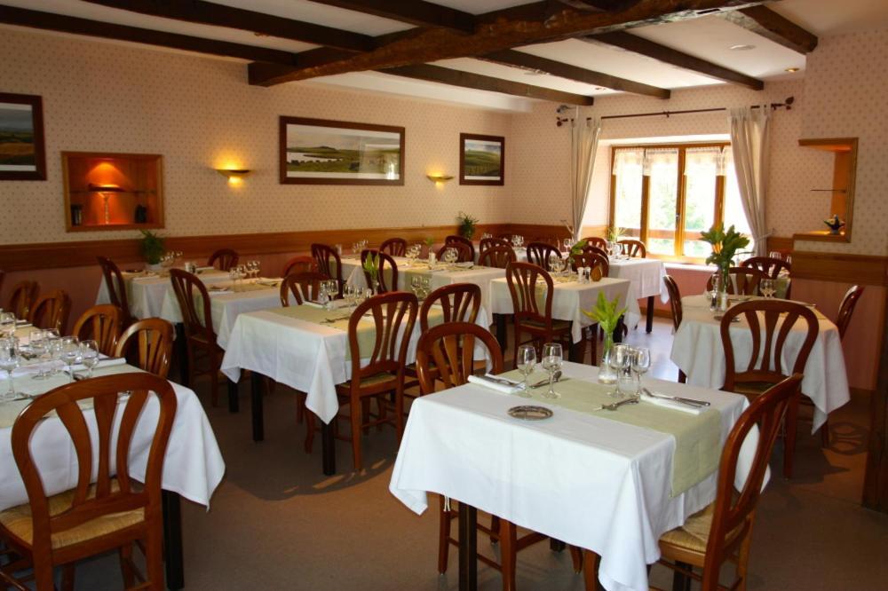 Hotel Des Voyageurs Saint-Chély-dʼAubrac المظهر الخارجي الصورة