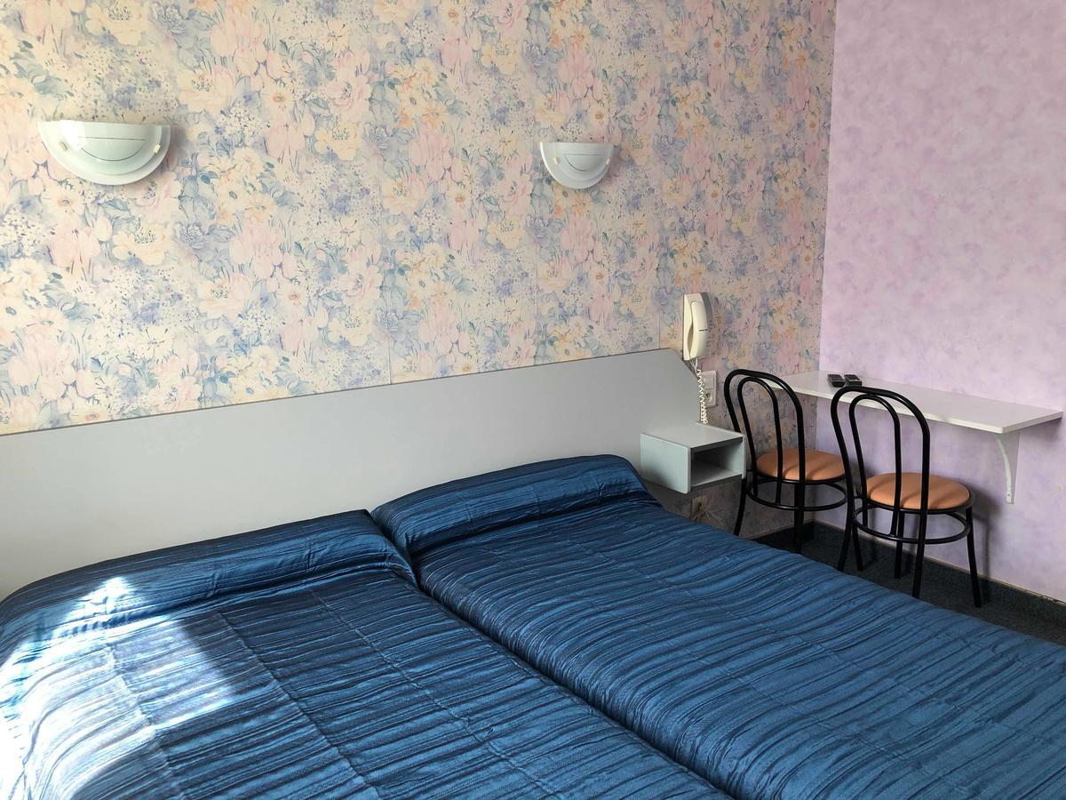 Hotel Des Voyageurs Saint-Chély-dʼAubrac المظهر الخارجي الصورة